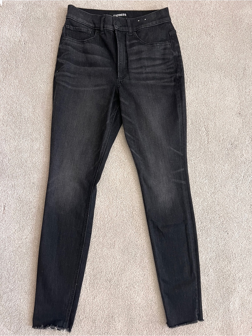 Express Perfect Curves Black High Rise Jeans — Size 4R